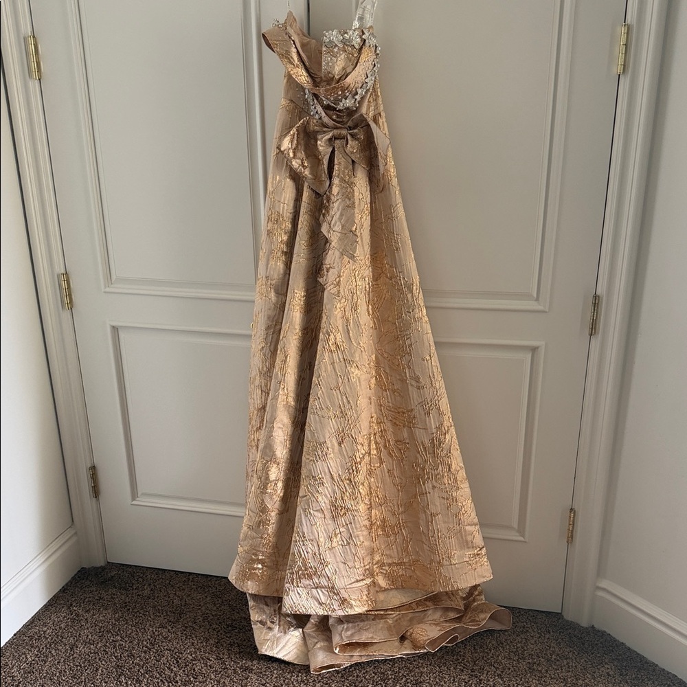 ✨ MNM Couture Gold Evening Gown | Size 4 | New ✨